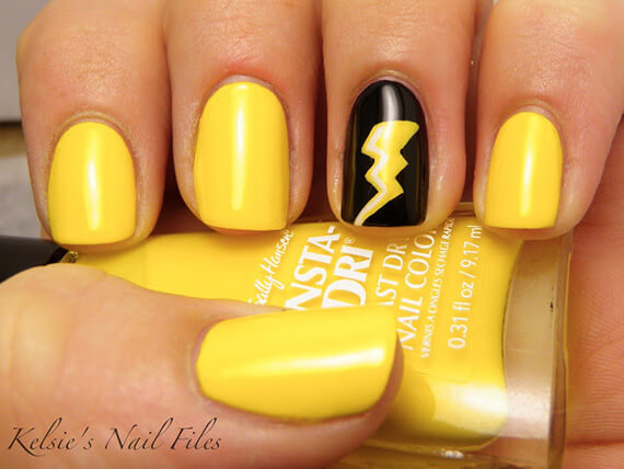 Yellow Nails - Unas amarillas (32)