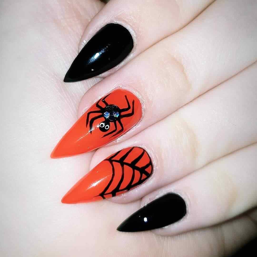 diseño de araña para uñas de halloween