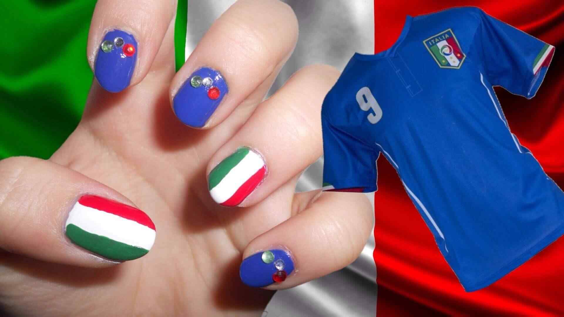 Флаг Италии на ногтях